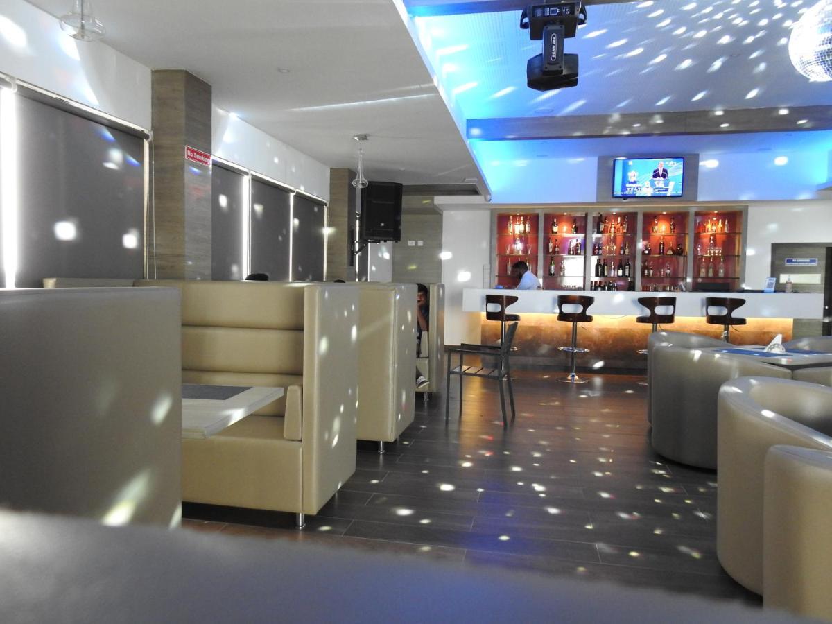 Hotel Annamalai Bahur 外观 照片