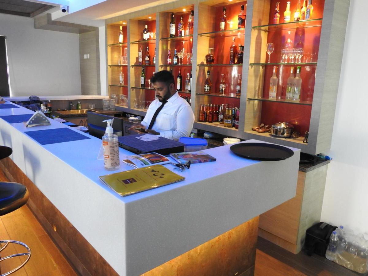Hotel Annamalai Bahur 外观 照片