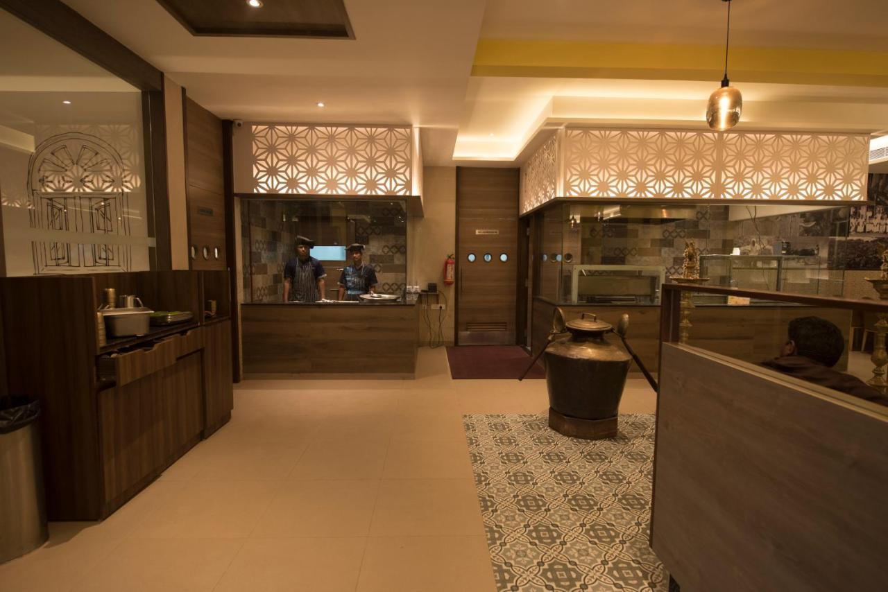 Hotel Annamalai Bahur 外观 照片